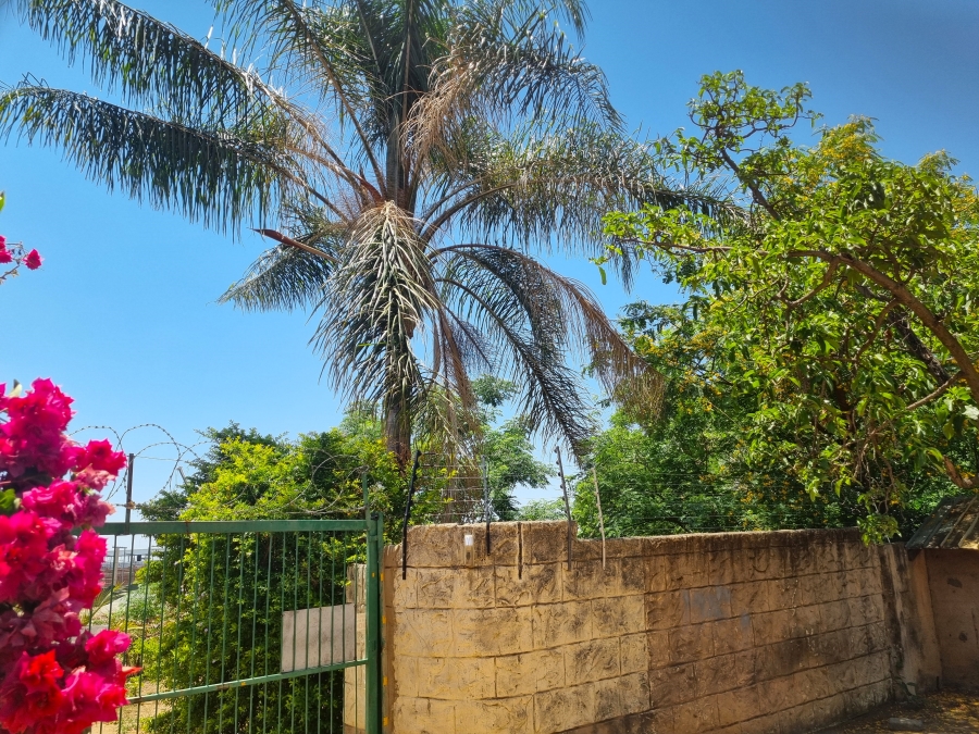 Commercial Property for Sale in Waterval East North West